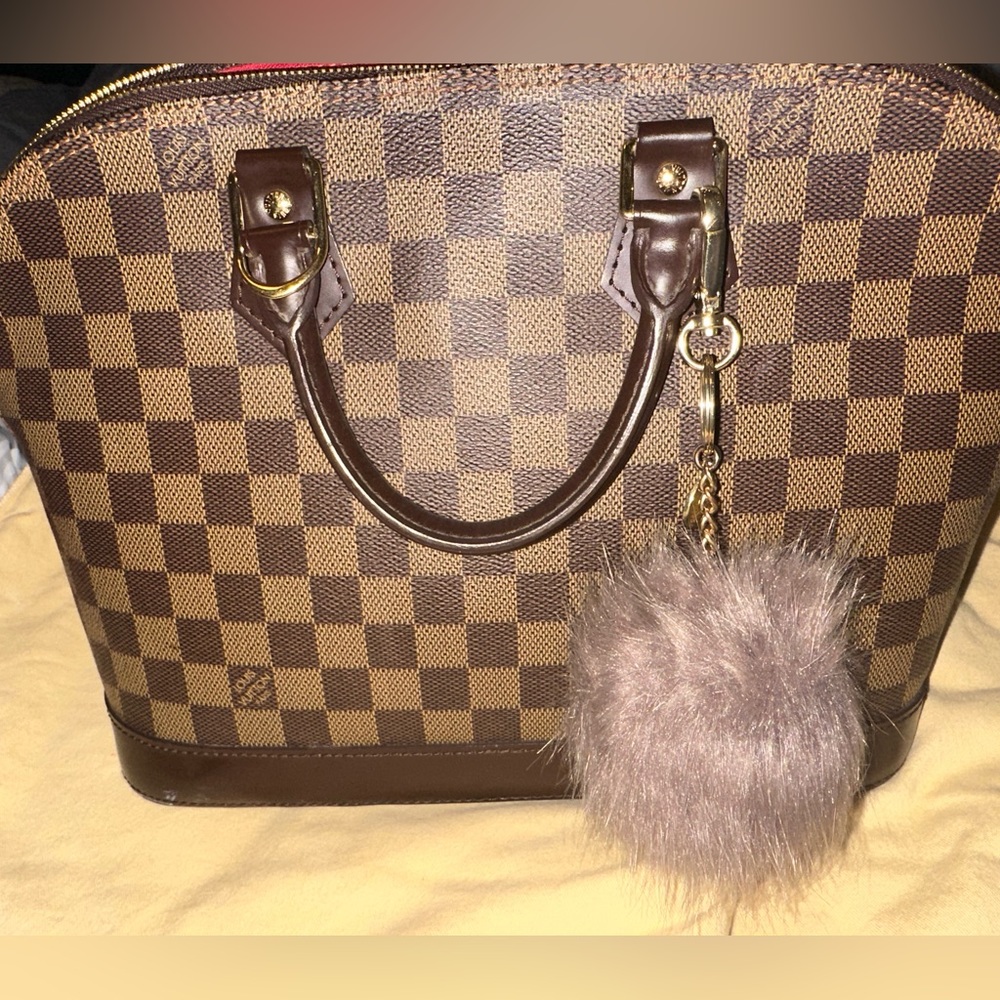 Louis Vuitton Alma PM